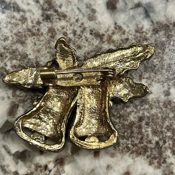 Vintage Christmas Brooch - Picture 2 of 2
